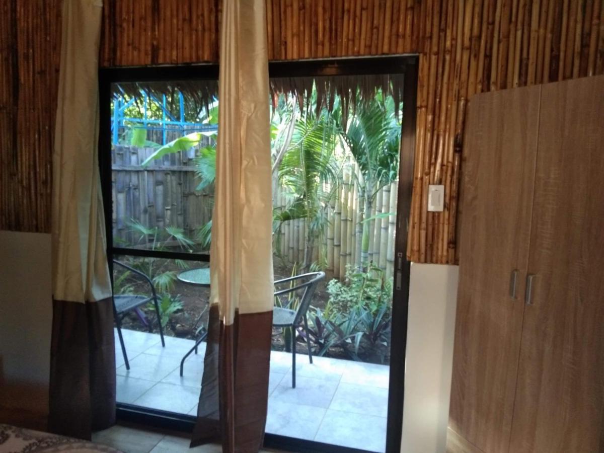 Jungle Of Peace Resort Siquijor Exteriör bild