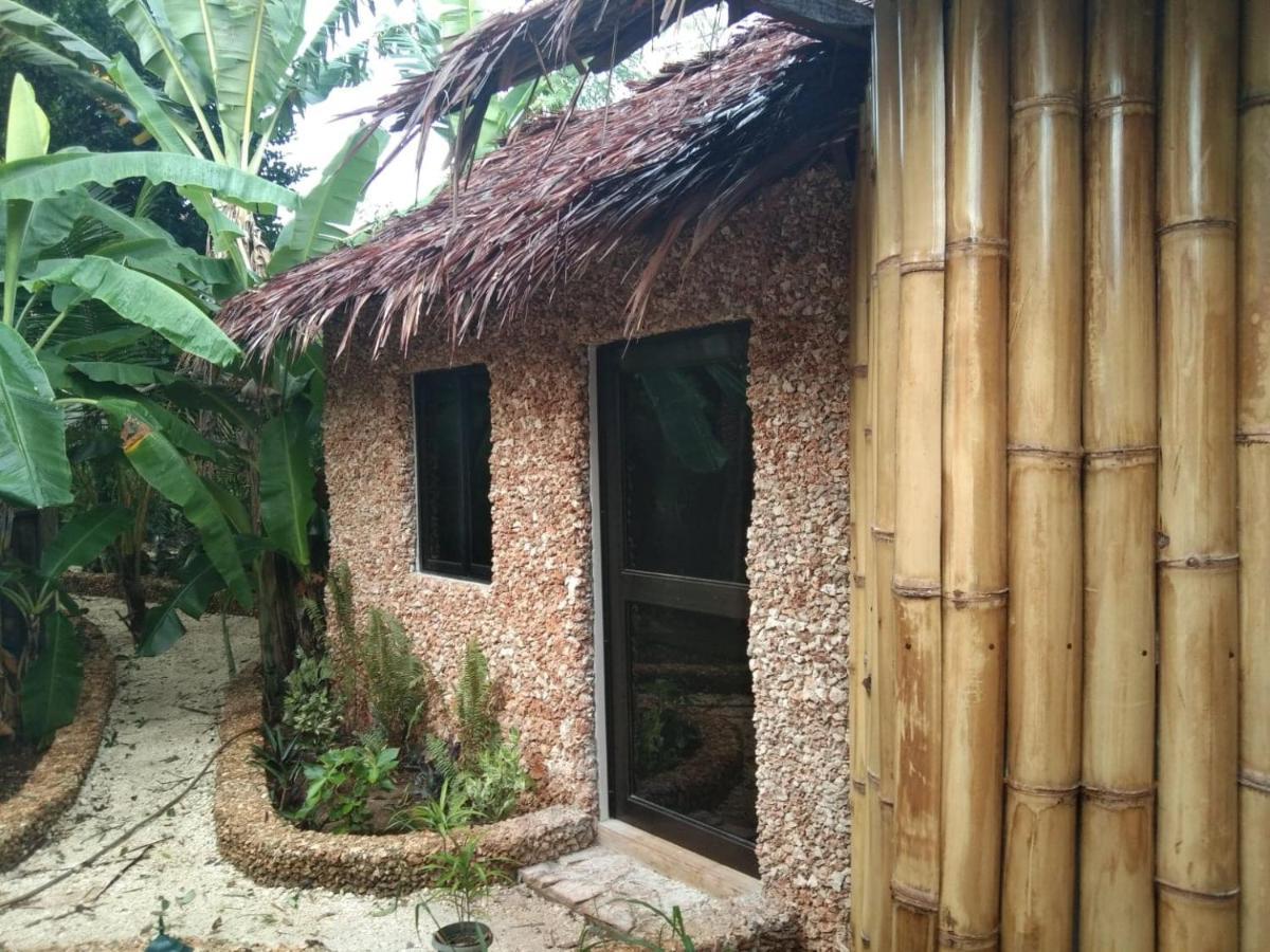 Jungle Of Peace Resort Siquijor Exteriör bild